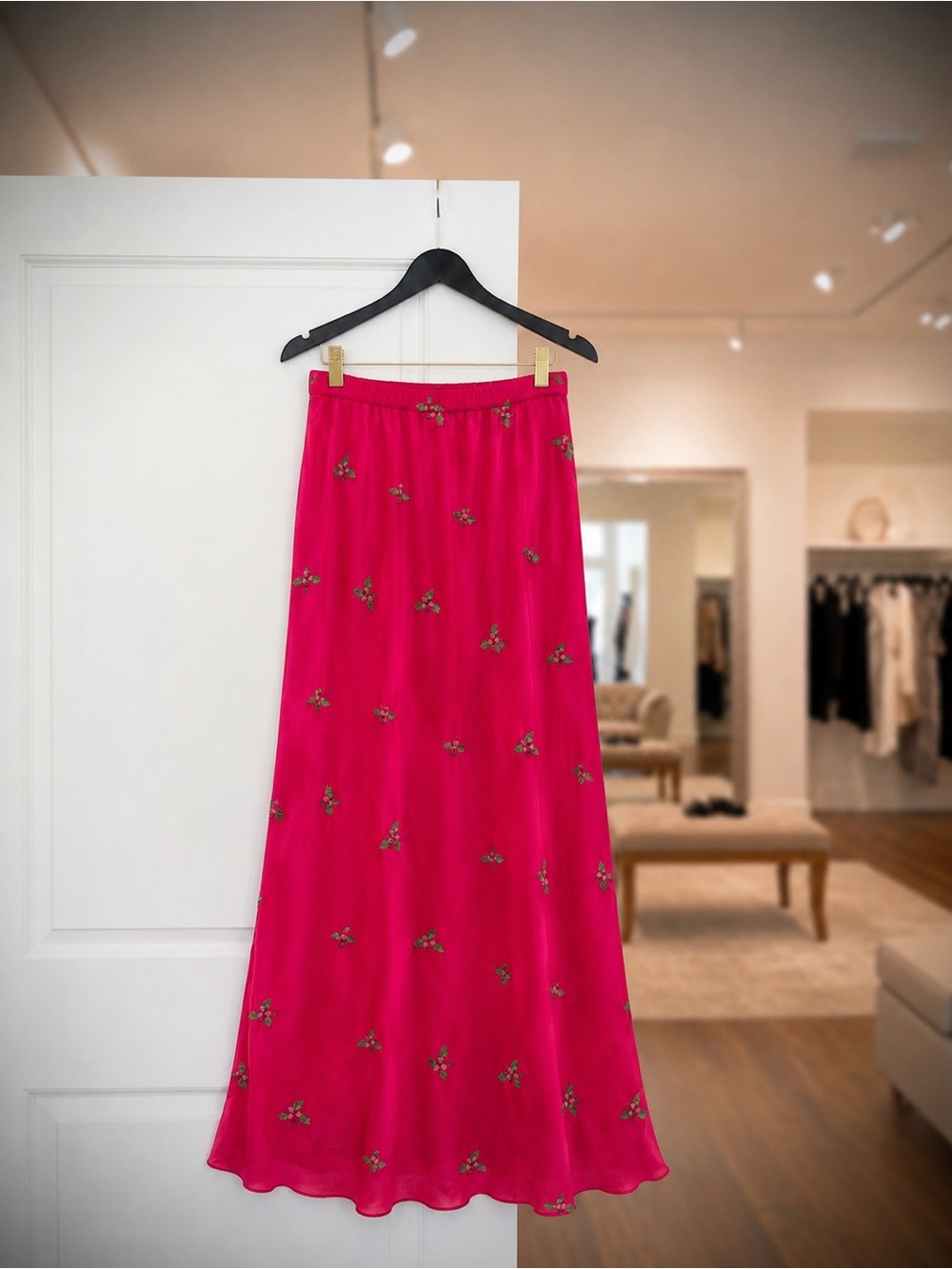 Boden Fuchsia Pink Cottagecore Embroidered 100% Silk Maxi Skirt S 12L - Picture 4 of 7